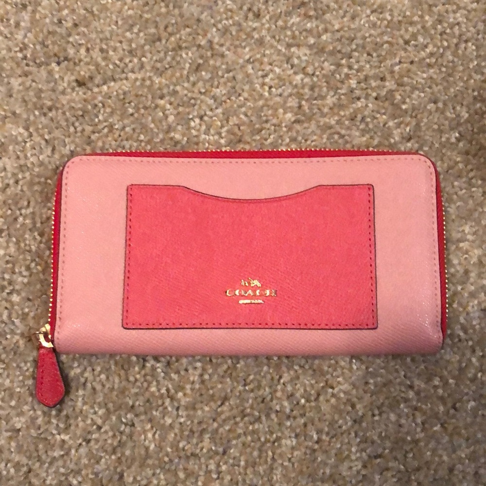 Pink color block Coach wallet!